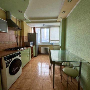 1-кімнатна квартира вул. Лобановського .