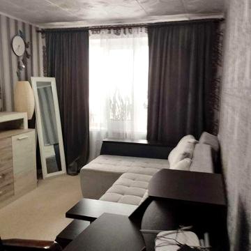 Продам 2 комн. гостинку со своим санузлом