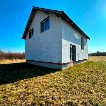 Продаж новозбудованого будинку