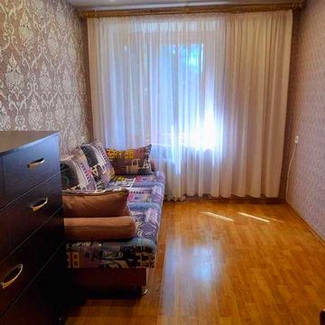 Сдам 2-х комнатнуюк квартиру на Титова 21