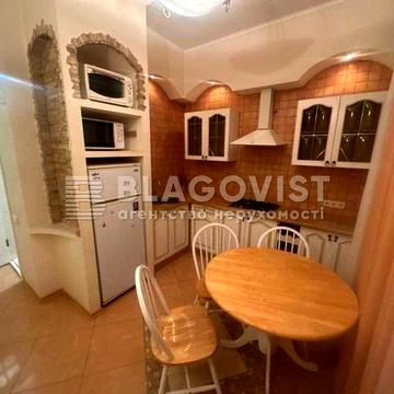 Продаж 1-к квартири 46,6.м.кв. ЦЕНТР, Оперний театр! Володимирська, 37