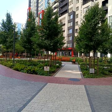 Євгена Чикаленка вул., 93/1