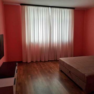 Сдам 2к.кв-ру.ЖК Парковые озера, Воскресенская ул.14Г,  Генератор.