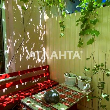 Продам 3 комн. квартиру со своим двориком!