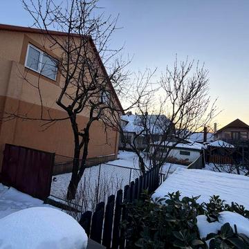 Будинок Смт Чинадієво