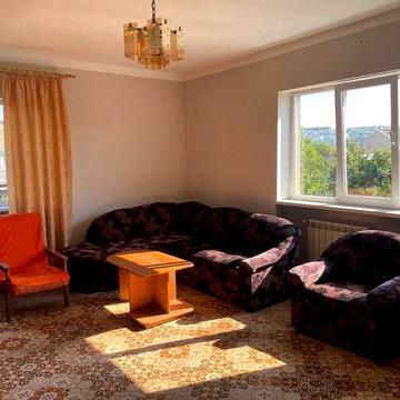 Здам в довгострокову оренду 2-кімнатну квартиру в районі Дастору