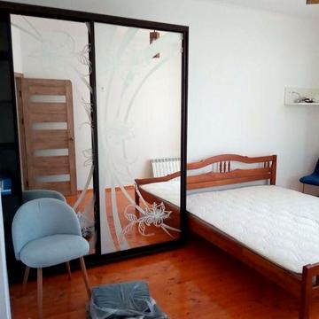 Оренда 2кім квартири, вул Гленца