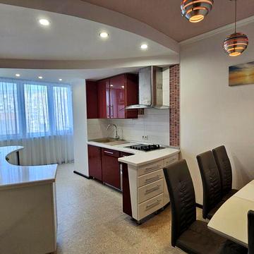 3-кімн.кв., Митниця, Гранд