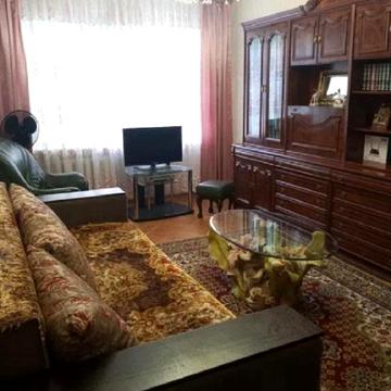 Олександра Архипенка вул. (Мате Залки), 8-Б