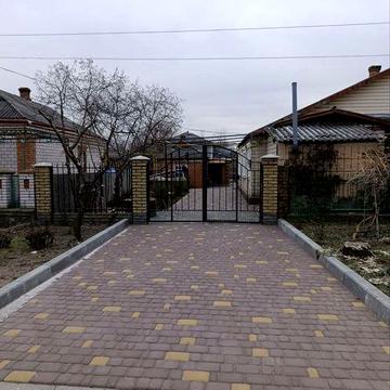 Продається частина будинку