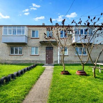 Продаж квартири в тихому передмісті з індивідуальним опаленням