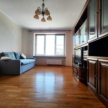 2к по вул.Дмитрівська 45, пл.Перемоги (пл.Галицька)