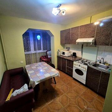 Довгострокова оренда 2к Квартира Сонячна Набережна (Малиновського Маршала) вулиця