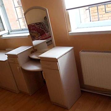 Здам квартиру в приватному будинку в центрі, у дворі місце для машини.