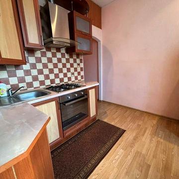 Терміново! Продам 2 кімнатну високогабаритку у м.Шептицький!