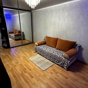 1-к квартира вул.Покросвька 5, 3/5. Ясень, Юбилейная.173й