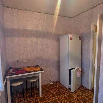 Терміновий продаж 1-кім.кв.по вул.Незажежності