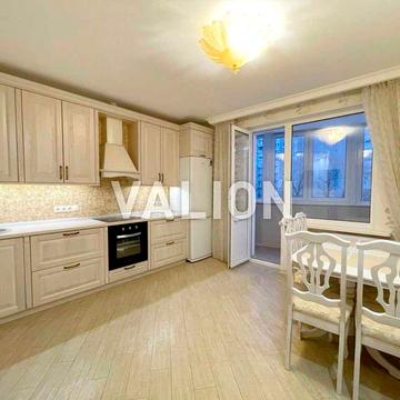 Без% Продаж 1 кімн. квартири 61м2 Харківське шосе 17 А Позняки Дарниця ЖК Стародарницький