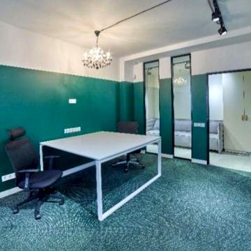 ЖК Комфорт Таун.Перший(високий) поверх. S- 87 кв.м ,ремонт, меблі