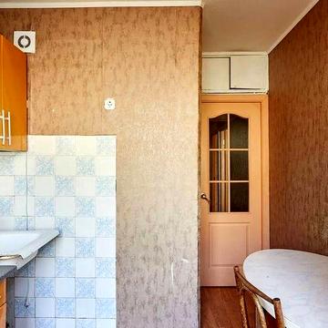 Продається 2-кімнатна квартира у Голосіївському районі