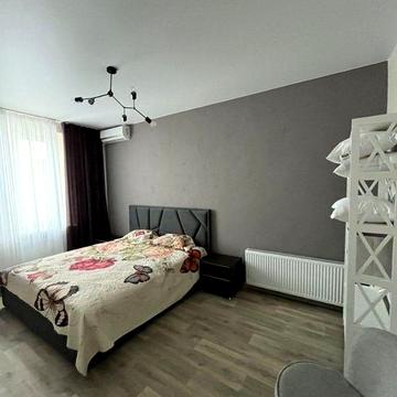 Сдам 2х комн квартиру м. Научная