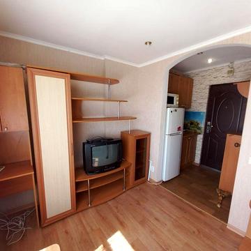 Продам гостинку, вул.Ньютона. Є-Відновлення