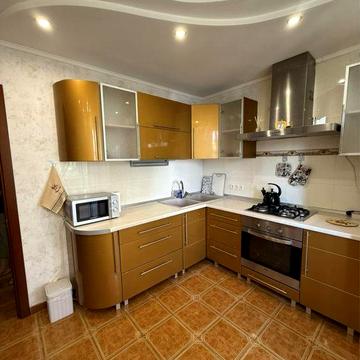 Сдам новострой Чикаленко/9 ст люсд 8000