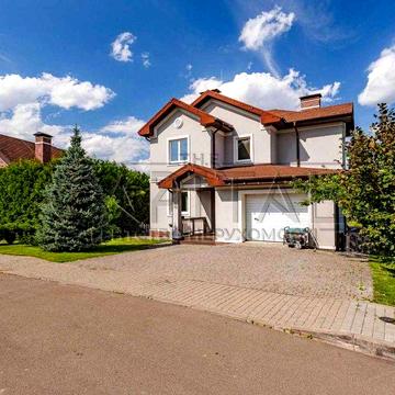 Оренда 2-поверхового будинку в котеджному містечку Green Hills