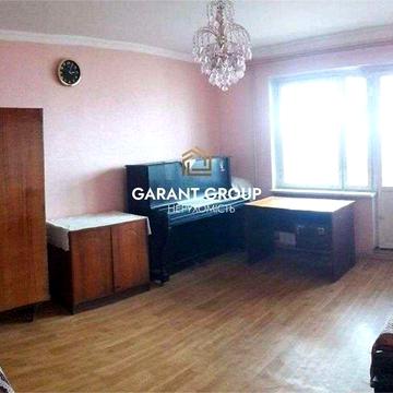 У продажу простора трикімнатна квартира у Пересипському районі