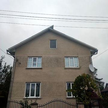 Продам будинок в смт.Глибока