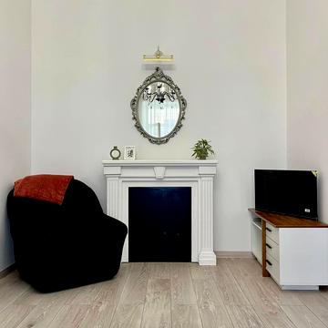 Лютеранська вул., 6-Б