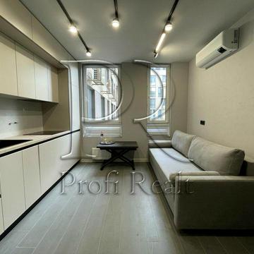 Салютна вул., 2