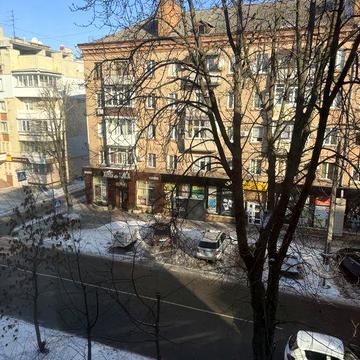 2х комнатная квартира Хрещатик 186