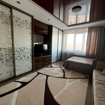 Довгострокова оренда 2к Квартира Космонавтів проспект