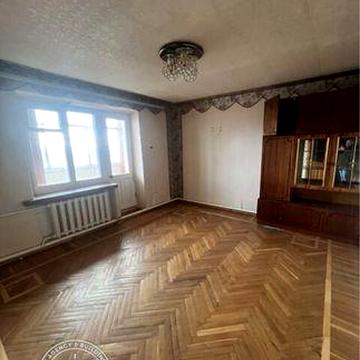 Продається 3 х кімнатна квартира