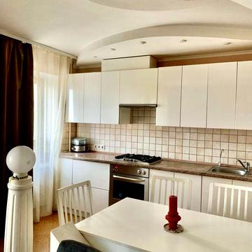 Сдам 3-х комнатную квартиру Сухомлинского Совхозная Слобожанский