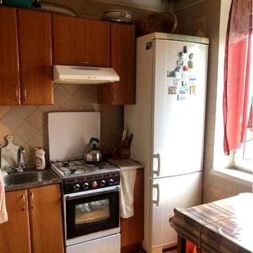 Продам 2 комн. квартира на Одесской (за с/м РОСТ)