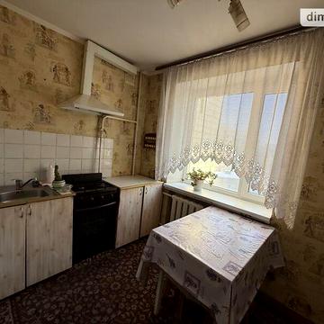 Довгострокова оренда 1к Квартира Івана Дзюби (Академіка Павлова) вулиця