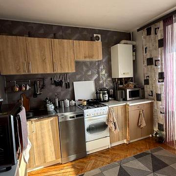 Продаж 3к Квартира Карпенка вулиця