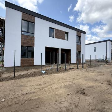 Михайла Булгакова вул.