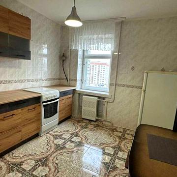 2к квартира Старокостянтинівське 7А