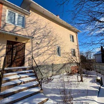 Продається будинок в с. Петриків