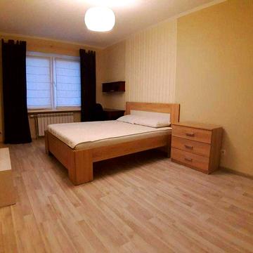 Позняки - Осокорки, пр. Григоренко, 16. Можно гос. программы.