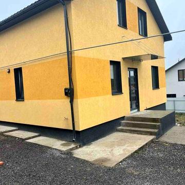 Продається 4 к будинок у Зарванцях 8205