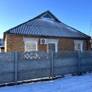 Продам Будинок + приватна земля