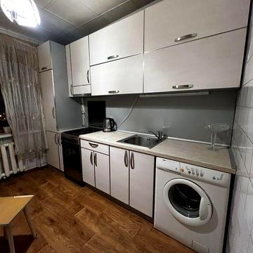 Аренда 3х к.кв метро Холодная Гора 5 мин