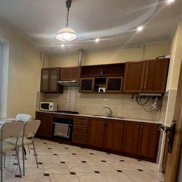 Євгена Коновальця. Однокімнатна квартира