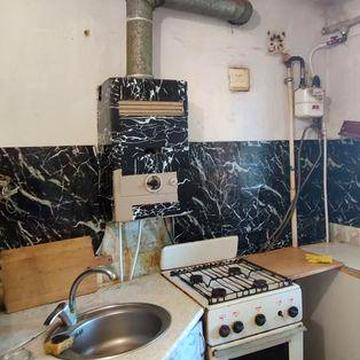 2 кімнатна із гаражем по Щорса, Каштанова, 8 міська лікарня