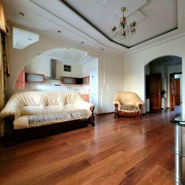 Сдам 3 комнатную квартиру в центре, пр. Д. Яворницкого ЦУМ Пассаж