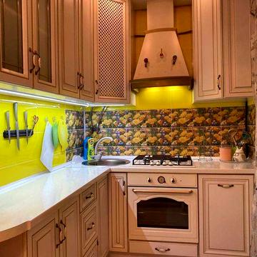 Продаж 2-кімнатної квартири вул. Небесної Сотні, 6